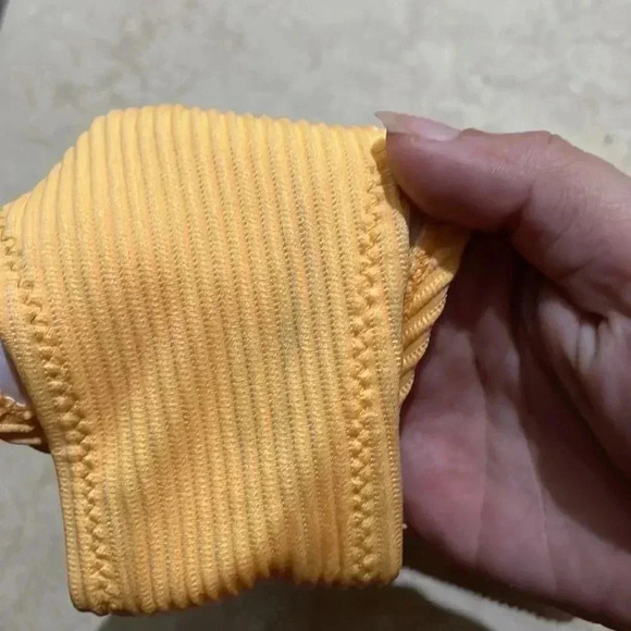 Cupshe Ribbed Bikini Bottom Size M - Picture 7 of 7